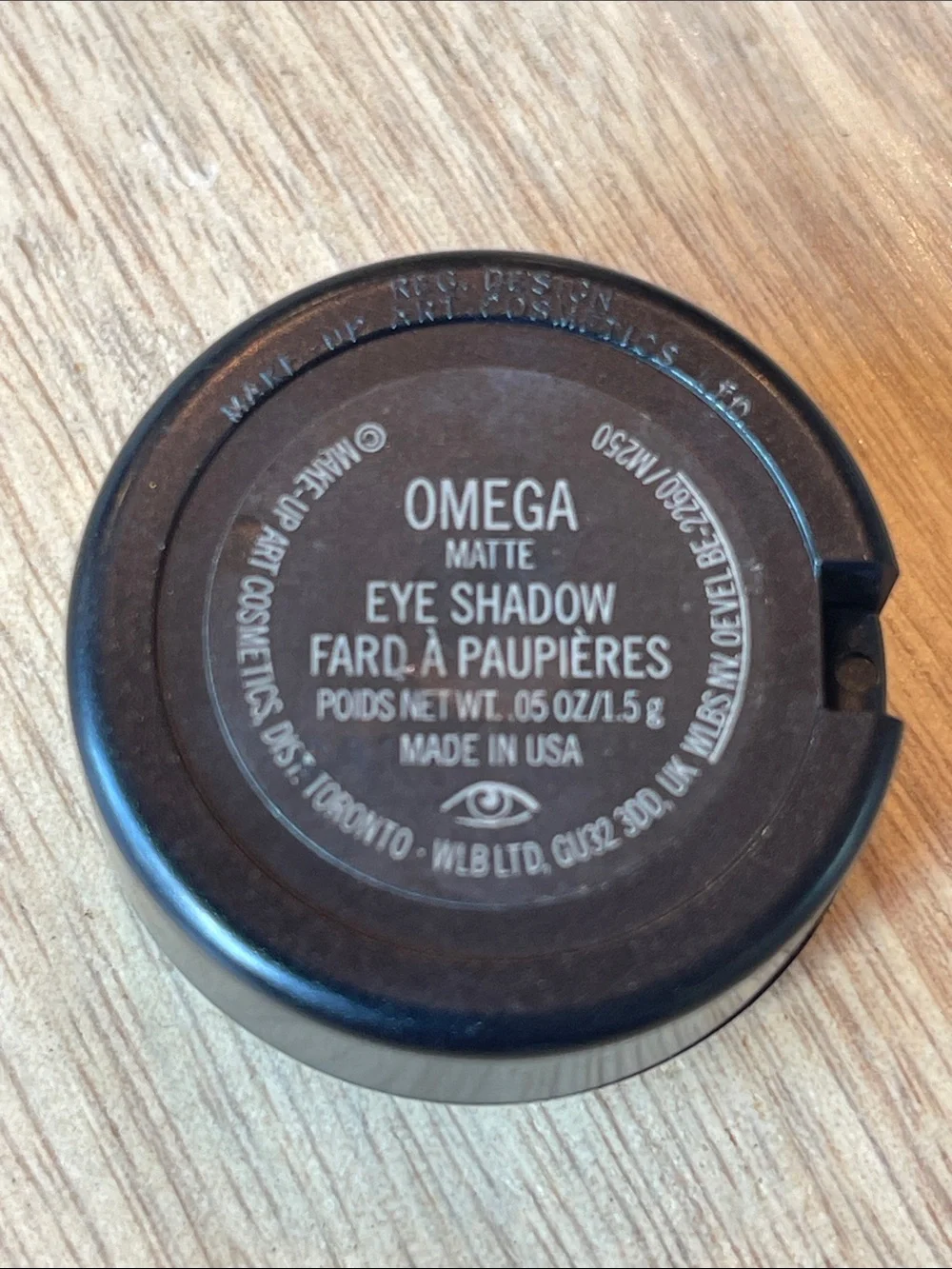Mac Omega Eyeshadow Brand New!